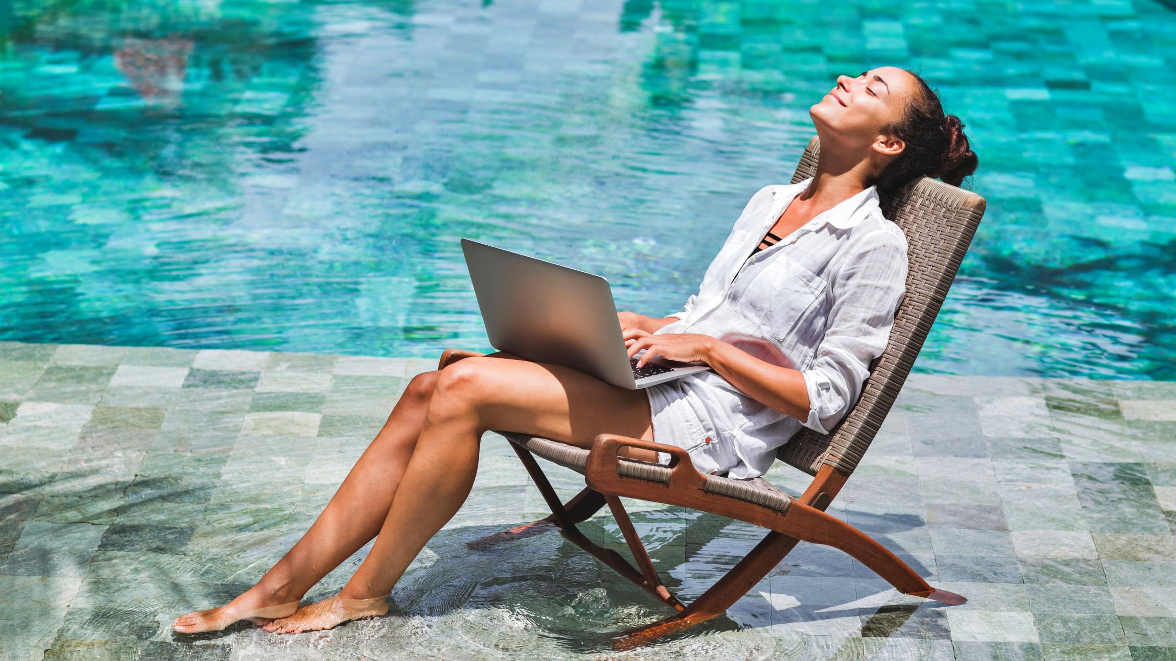 Working on vacation from your laptop