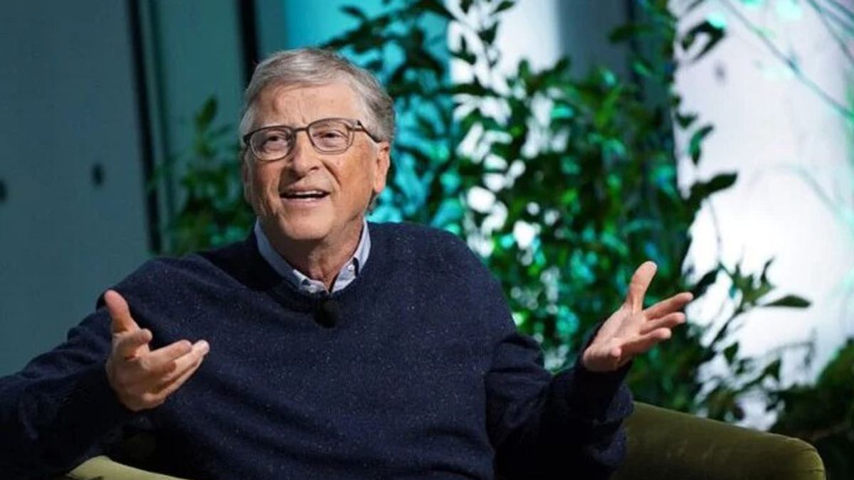 Adiós a los smartphones: Bill Gates predice la tecnología que podría reemplazar a los móviles