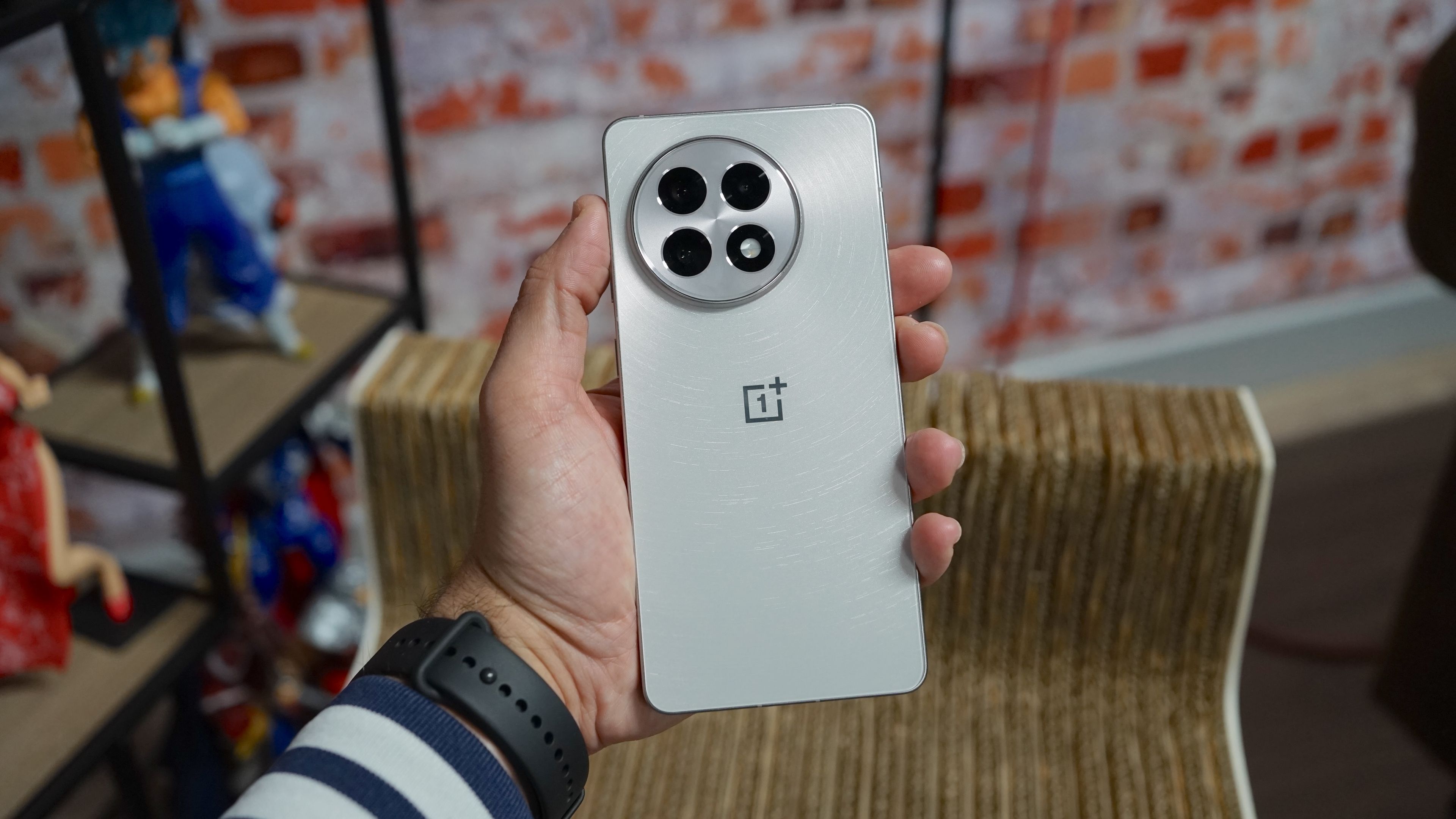 OnePlus 13R