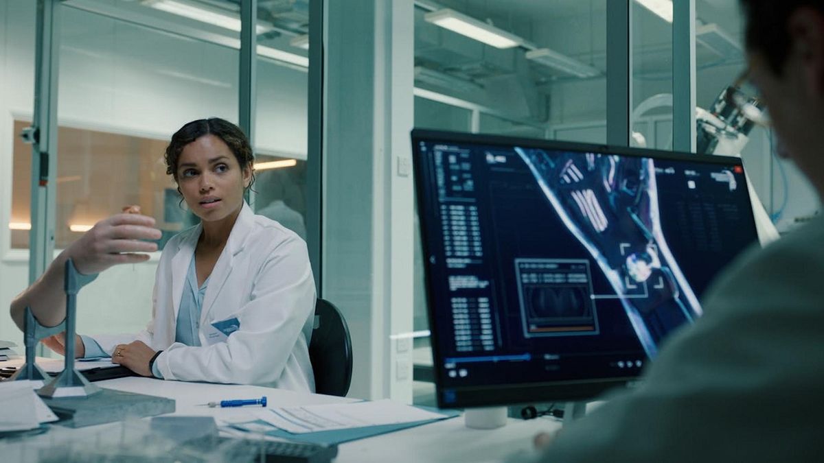 Ciencia ficción e IA: así es el último thriller tecnológico en llegar a Prime Video