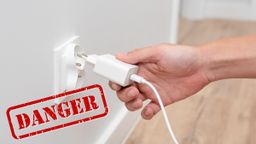 Todo el mundo lo hace con sus cargadores, pero es un error que puede costarte hasta 100 euros al año en la factura