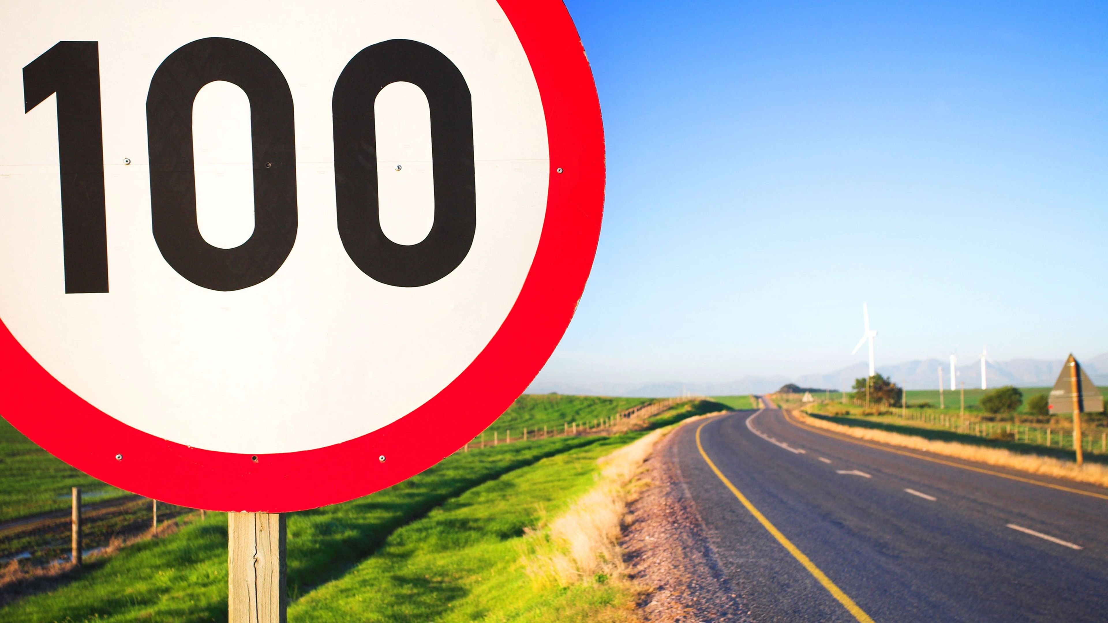 Límite de velocidad 100 km/h