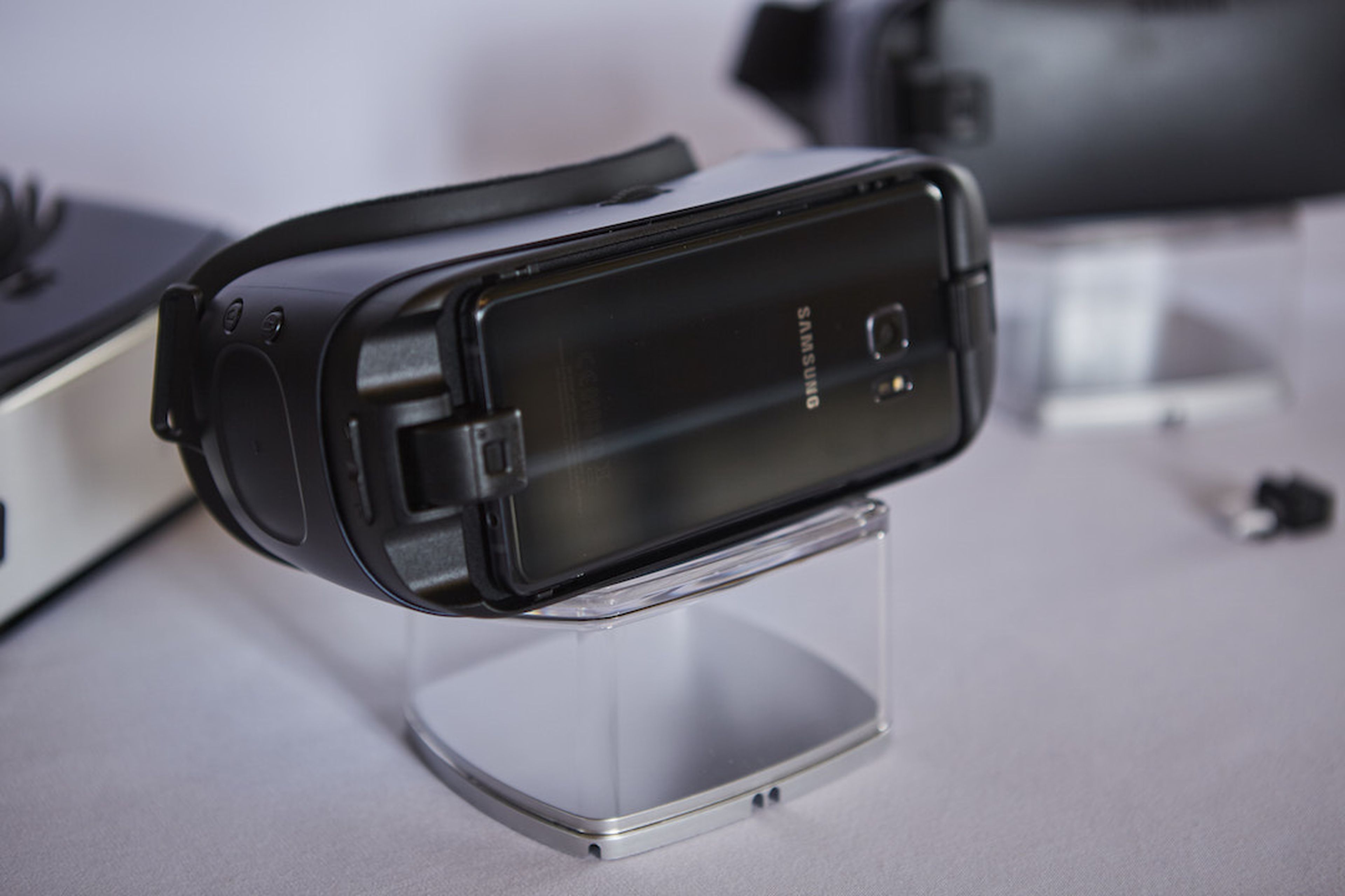 El Note 7 se podrá utilizar para contenidos de realidad virtual con unas gafas Samsung Gear VR. - 17