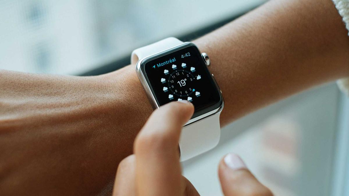 Dia Apple Watch Seri 5 akan mulai dijual musim gugur ini dengan layar OLED Jepang Display 3