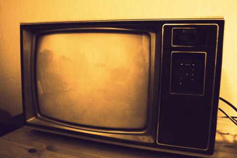El consumo de televisión aumenta El consumo de televisión aumenta