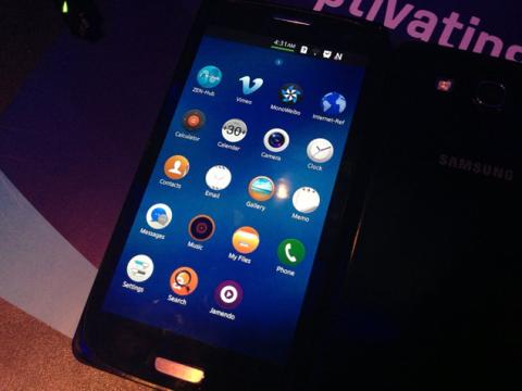 Smartphone con SO Tizen Smartphone con SO Tizen