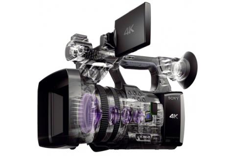 Handycam 4K FDR-AX1E presentada por Sony en el IFA 2013 Handycam 4K FDR-AX1E presentada por Sony en el IFA 2013
