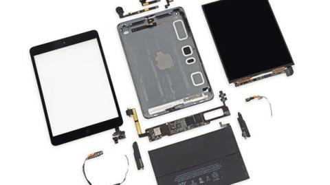 El ipad Mini Retina por dentro. Con procesador A7, pantalla retina, y más batería. Es cinco veces más potente que su predecesor. El ipad Mini Retina por dentro. Con procesador A7, pantalla retina, y más batería. Es cinco veces más potente que su predecesor.