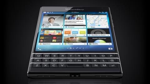 BlackBerry Passport ya disponible en España, con Vodafone BlackBerry Passport ya disponible en España, con Vodafone