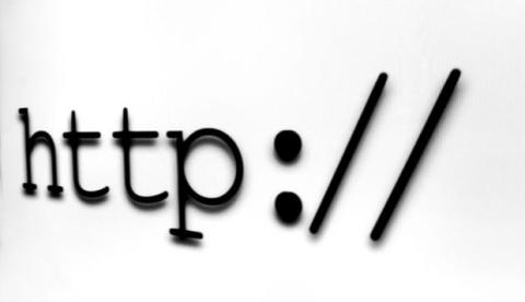 имя домена и его расширение образуют ваш веб-домен
