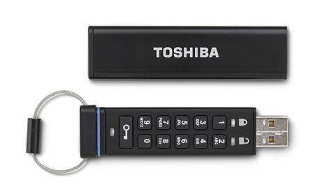 Toshiba lanza un pendrive USB 2.0 encriptado con teclado incorporado. Toshiba lanza un pendrive USB 2.0 encriptado con teclado incorporado.