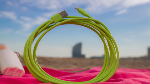 Dale un toque de color a tu iPhone con este cable Lightning Dale un toque de color a tu iPhone con este cable Lightning
