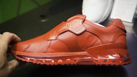 Zapatillas inteligentes de Lenovo que sirven para los juegos Zapatillas inteligentes de Lenovo que sirven para los juegos