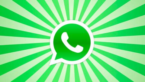 WhatsApp niega estar comprando opiniones falsas en Google Play WhatsApp niega estar comprando opiniones falsas en Google Play