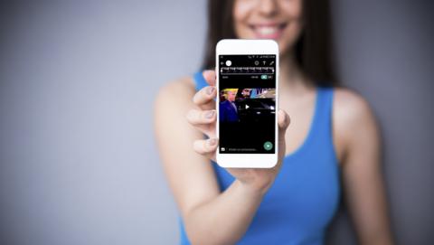 Un GIF en WhatsApp Un GIF en WhatsApp