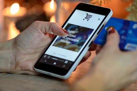 Compra online con tarjeta de crédito desde el iPhone Compra online con tarjeta de crédito desde el iPhone