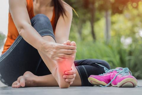 10 Remedios Naturales Para Los Pies Hinchados Life Computerhoy Com