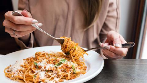 Comer pasta Comer pasta