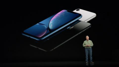 iPhone XR iPhone XR