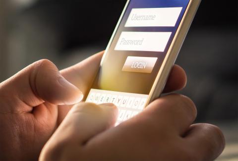 Apps de Android con 2.000 millones de descargas, acusadas de fraude Fraude apps de Android