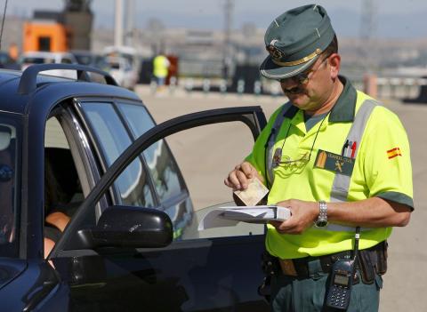 Multa de tráfico Guardia Civil Multa de tráfico Guardia Civil