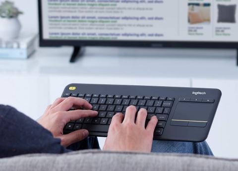 Logitech K400 Plus Logitech K400 Plus