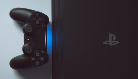 PS4 Playstation 4 PS4 Playstation 4
