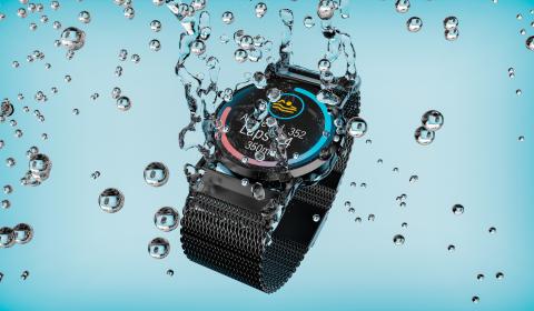 Reloj inteligente en agua