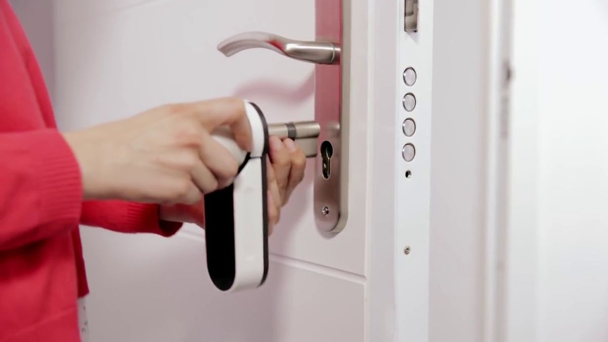 SEGURIDAD HOGAR: Alerta: si tienes esta llave, cámbiala ya porque es muy  fácil abrir la cerradura